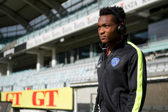 Falkenbergs Enock Kwakwa kliver in på Gamla Ullevi vid