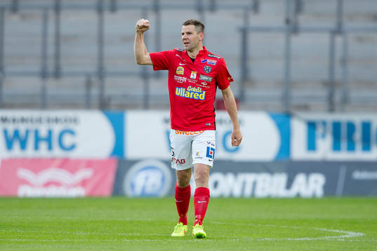 Falkenbergs Stefan Rodevåg jublar