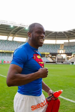 Falkenbergs Hakeem Araba glad