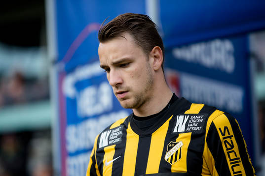Häckens Jasmin Sudic innan fotbollsmatchen i Allsvenskan