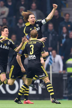 s Nils-Eric Johansson jublar