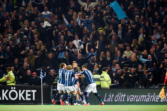 Djurgårdens Kerim Mrabti jublar