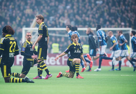 s och Djurgårdens spelare vår värma upp och stretcha
