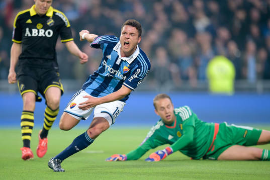 Djurgårdens Kerim Mrabti jublar