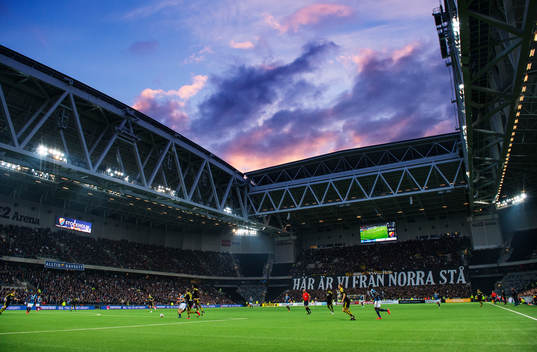 Öppet tak på Tele2 Arena