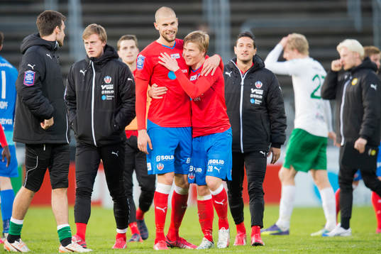 Helsingborgs Robin Simovic kramas om av Jere Uronen