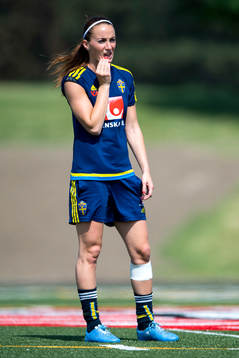 Sveriges Kosovare Asllani