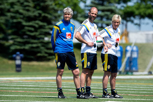 Sverige förbundskapten Pia Sundhage, tränare Matti