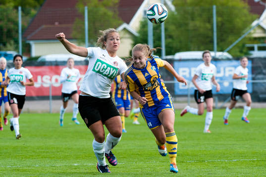 Hittarps Marielle Karlsson och Eskilsminnes Mathilda
