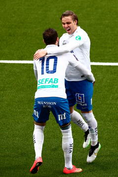 Norrköpings Christoffer Nyman jublar med Emir Kujovic