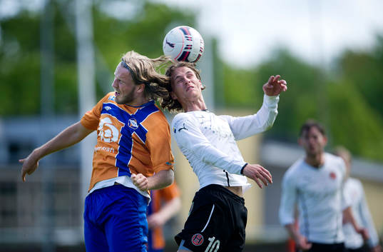 Vejbys Albin Sturesson i nickduell mot Hittarps Samuel