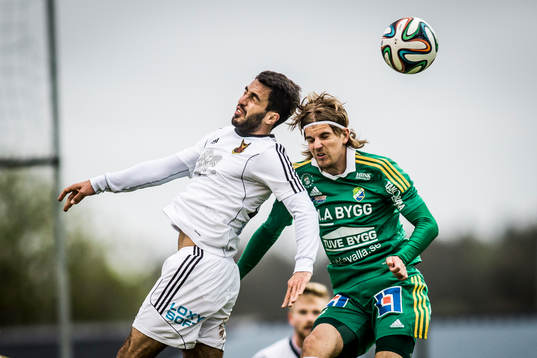 Bläddra bland fler bilder av Fotboll, Superettan, Ljungskile - Östersund