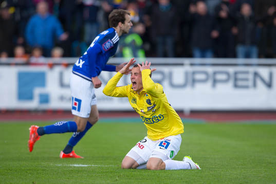Falkenbergs Calle Wede skriker ut sin frustration,