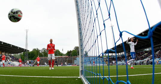 Kalmars Ludvig Öhman deppar och Norrköpings Emir Kujovic