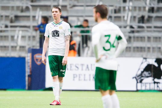 Hammarbys Birkir Már Saevarsson deppar
