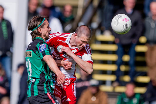 Varbergs David Johannesson och Degerfors Tobias Solberg