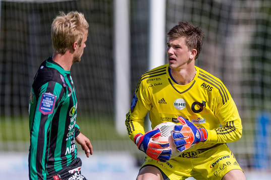 Degerfors målvakt August Strömberg
