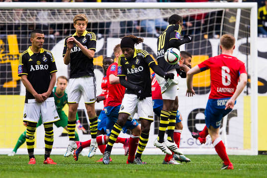 s Nabil Bahoui, Anton Jönsson Salétros, Mohamed Bangura