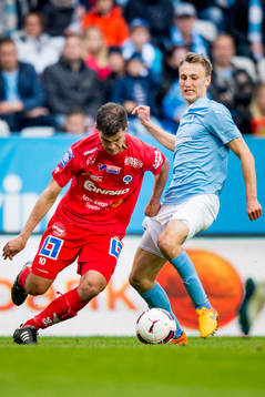 Åtvidabergs Mauricio Albornoz och Malmö FFs Magnus Wolff