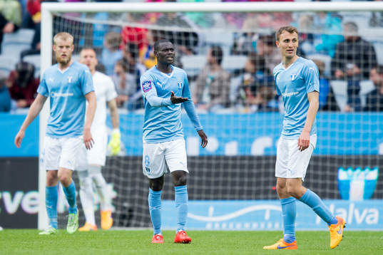 Malmö FFs Markus Rosenberg och Magnus Wolff Eikrem deppar