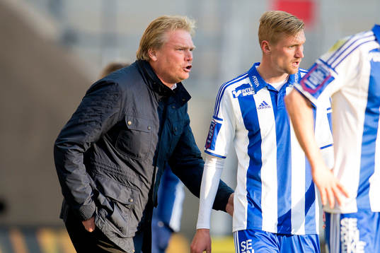 IFK Göteborgs tränare Jörgen Lennartsson klappar om