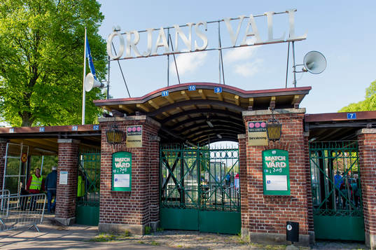 Örjans Vall entré före fotbollsmatchen i Allsvenskan
