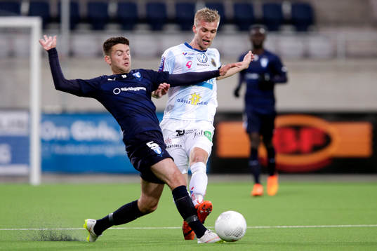 Malmö FFs Erdal Rakip och Gefles Robin Nilsson