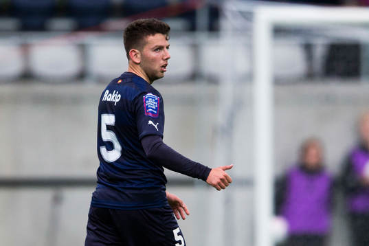 Malmö FFs Erdal Rakip gör tummen upp