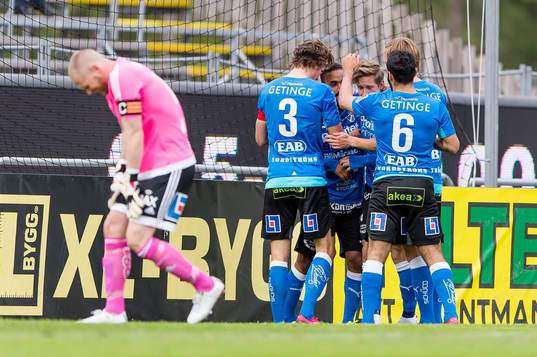 Halmstads spelare jublar