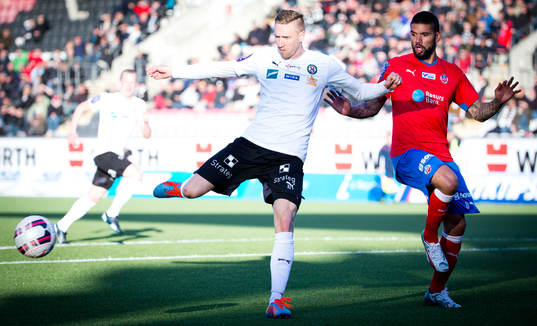 Örebros Marcus Pode och Helsingborgs Victor Palsson