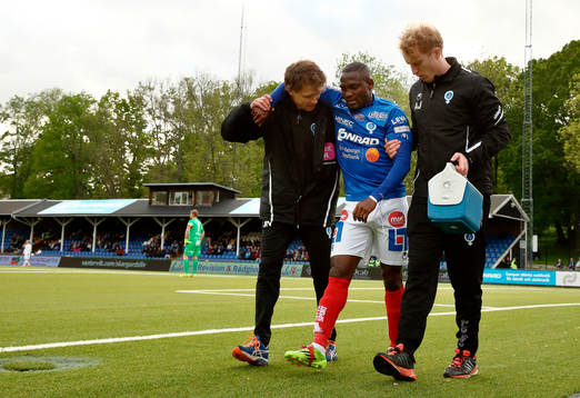Åtvidabergs John Owoeri skadad