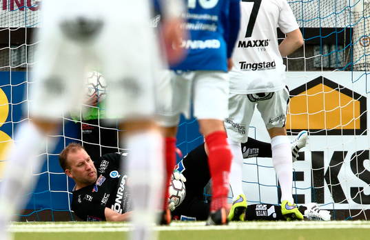 Åtvidabergs målvakt Henrik Gustavsson