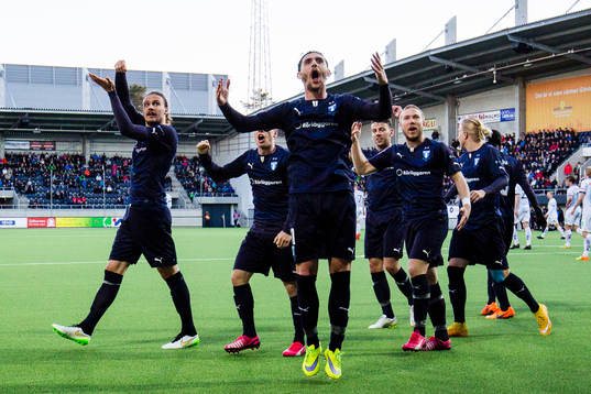 Malmö FFs Erik Johansson och Agon Mehmeti jublar