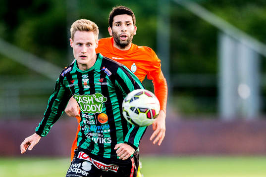 Varbergs Anton Tideman och Athletics Luca Gerbino Polo