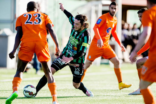 Varbergs Robin Tranberg och Athletics Omar Jawo