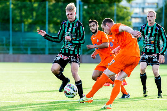 Varbergs Erik Lund och Athletics Danijel Moraiju