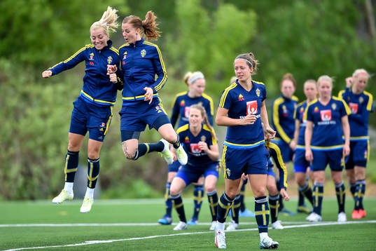 Sveriges Linda Sembrant, Lotta Schelin och Lina Nilsson