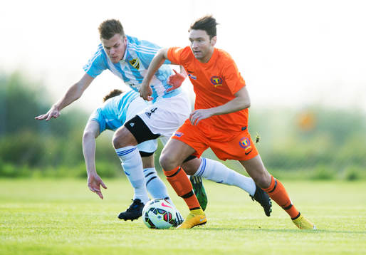 IFK Hässleholms Niklas Jönsson i matchen i division 2