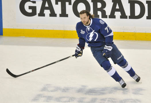 The Lightning's Victor Hedman skates