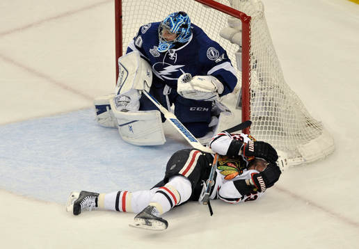 The Lightning's Ben Bishop (30) keeps his eye