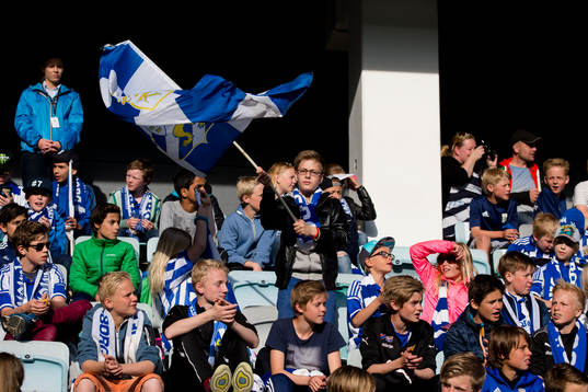 IFK Göteborgs yngre klack Young Fellows
