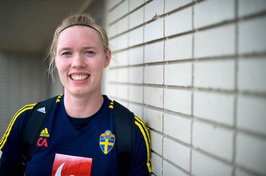 Sveriges målvakt Hedvig Lindahl posera för ett porträtt