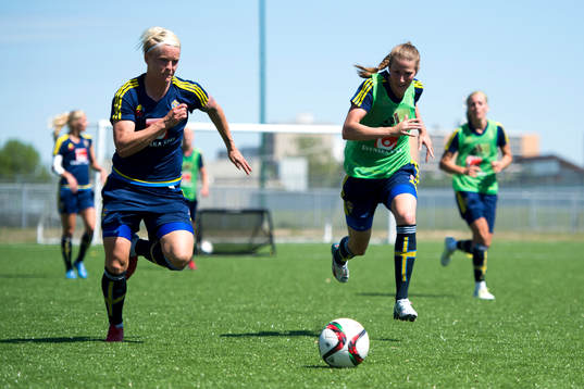 Sveriges Nilla Fischer och Emma Berglund