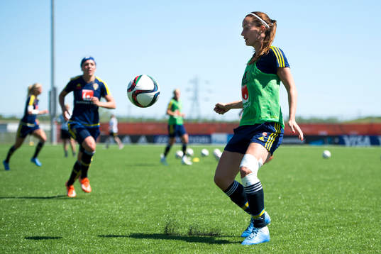 Sveriges Kosovare Asllani