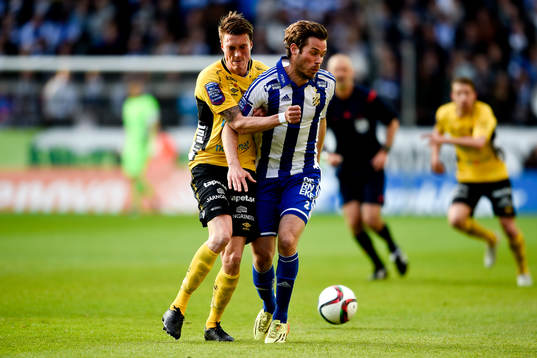 Elfsborgs Lasse Nilsson och IFK Göteborgs Emil Salomonsson