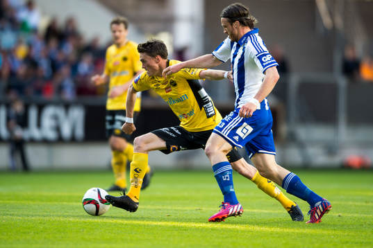 Kamp mellan Elfsborgs Lasse Nilsson och IFK Göteborgs