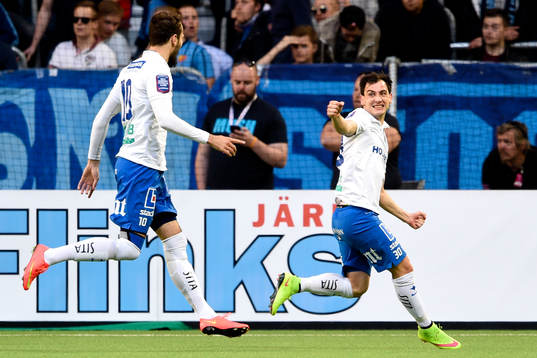 Norrköpings Nikola Tkalcic och Emir Kujovic jublar