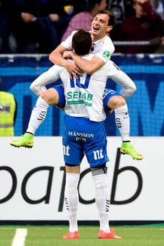 Norrköpings Nikola Tkalcic och Emir Kujovic jublar