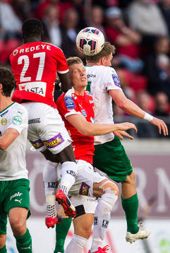 Kalmars Viktor Elm och Papa Alioune Diouf