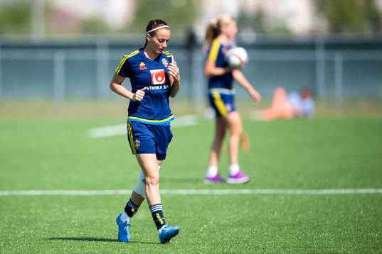 Sveriges Kosovare Asllani